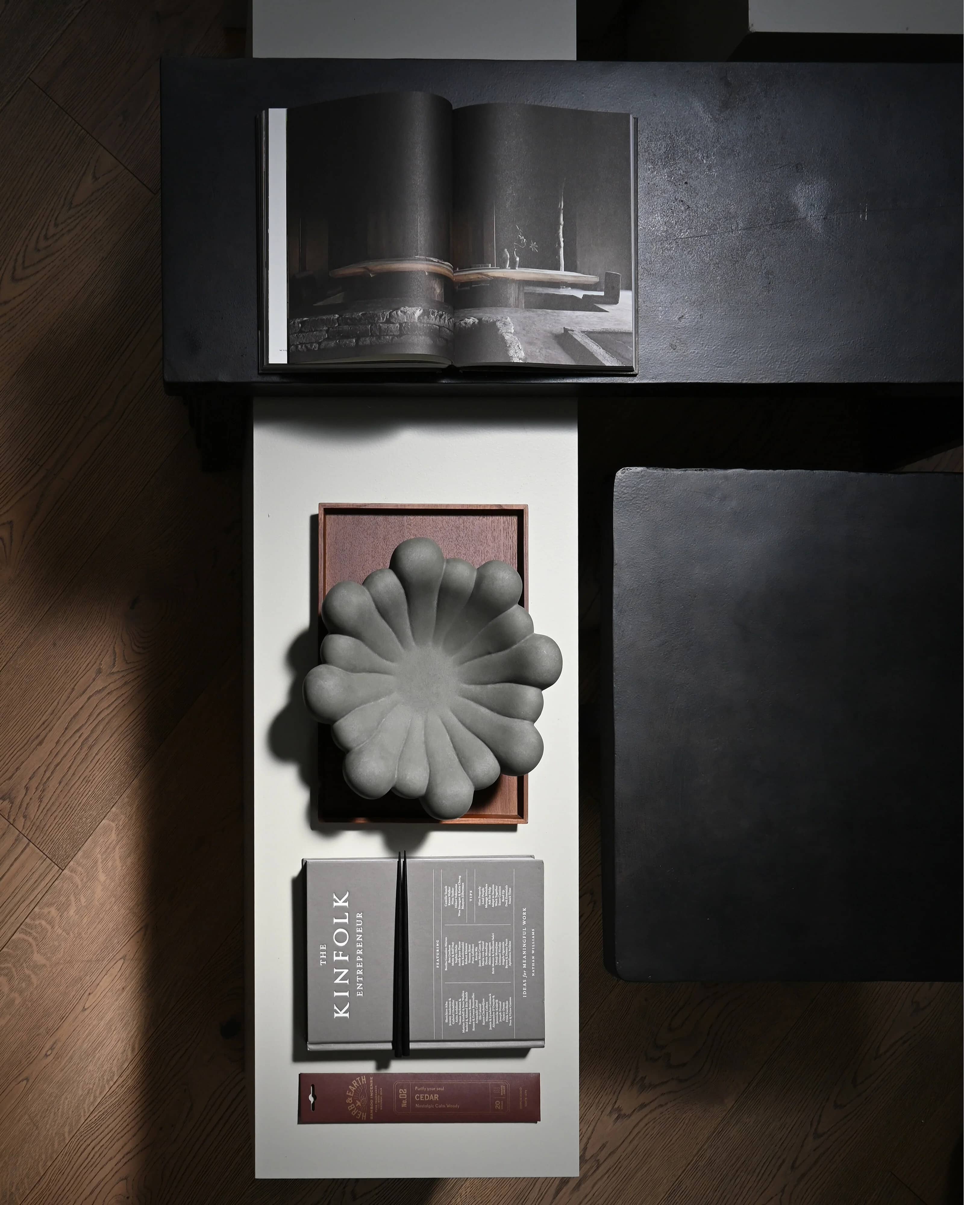 Поднос Bloom Medio — Dark Grey 2