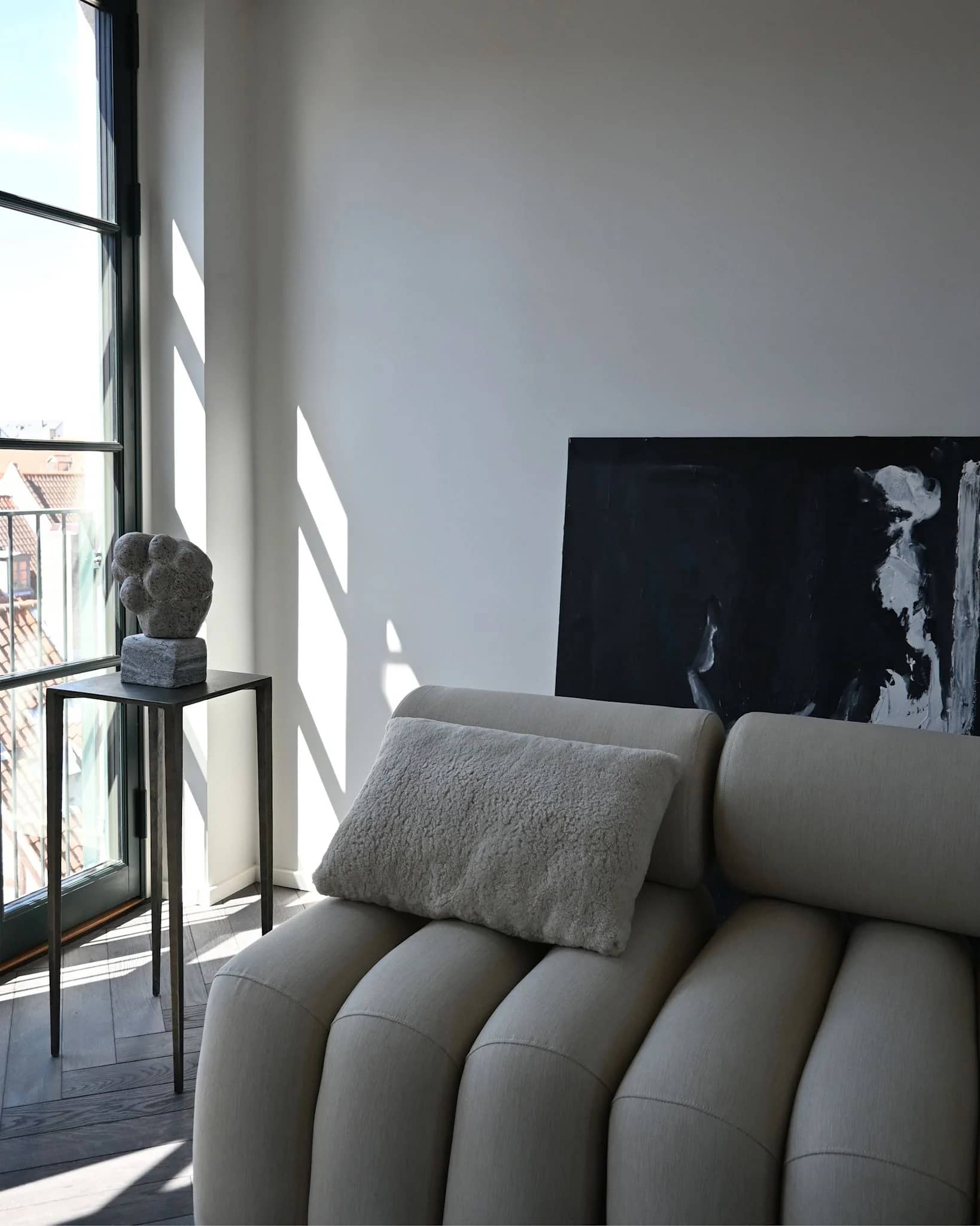 Подушка Makura Pillow 11 — Sandshell Sheepskin 3