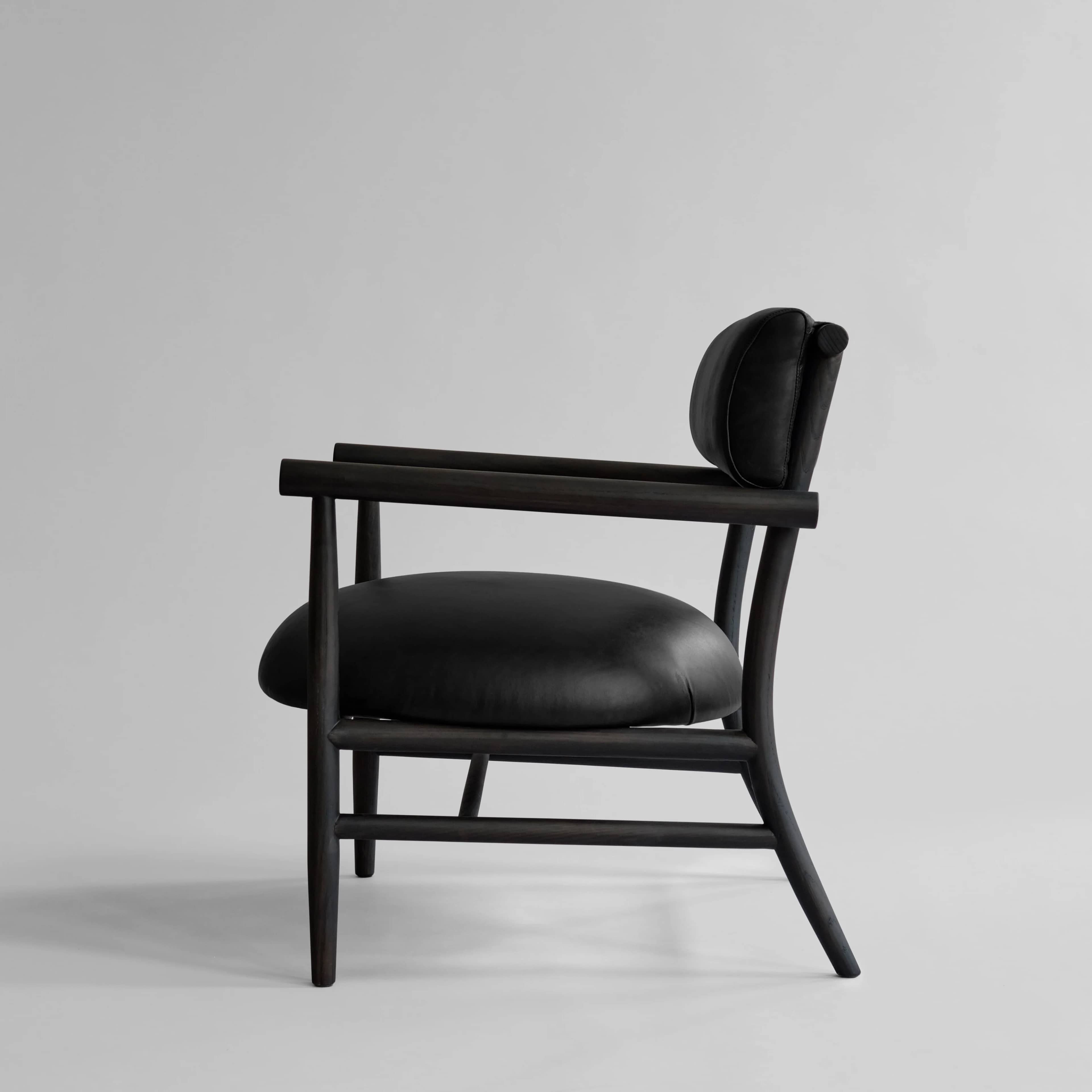 Кресло Nama Lounge Chair — Aniline leather black 7