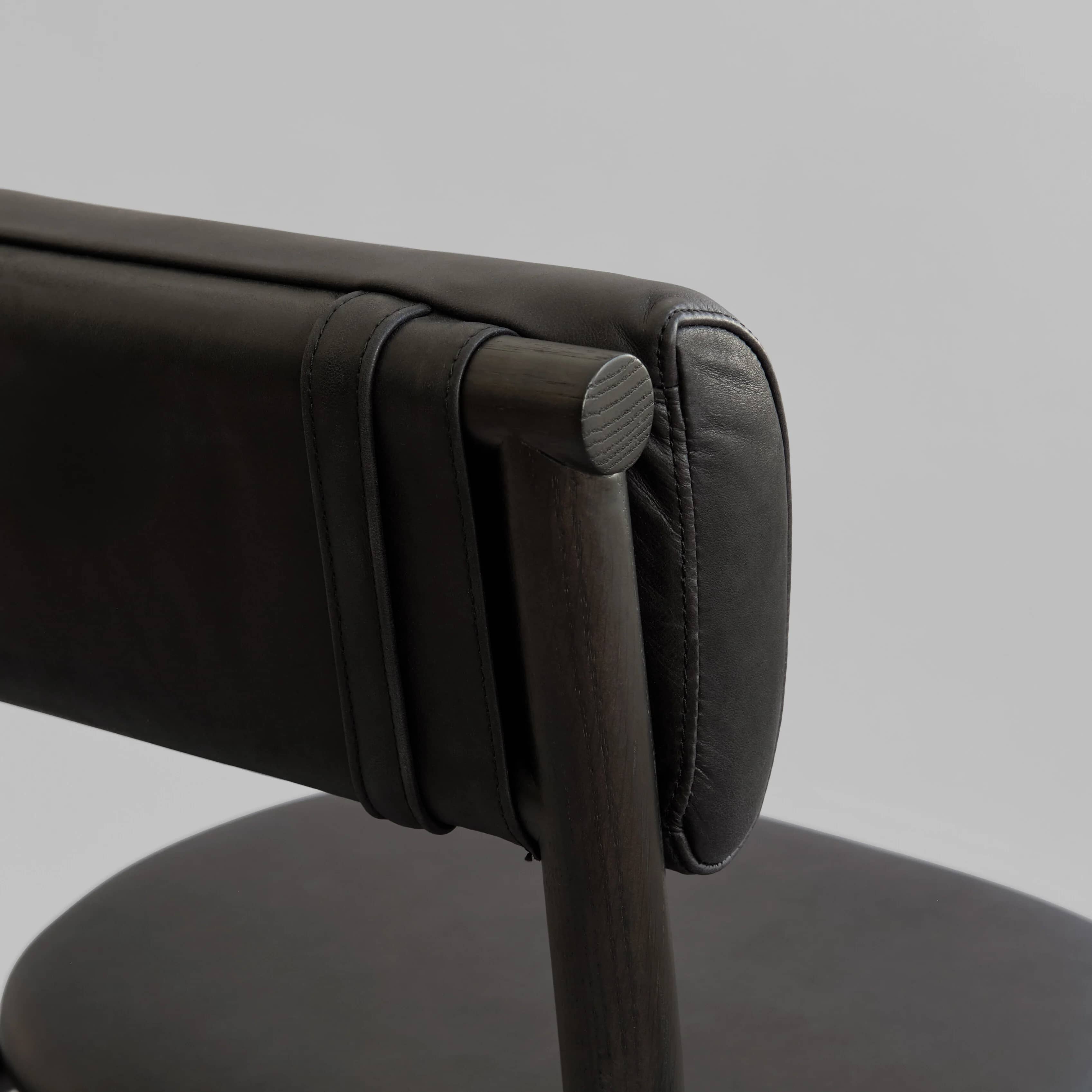 Стул Nama — Aniline leather black 9