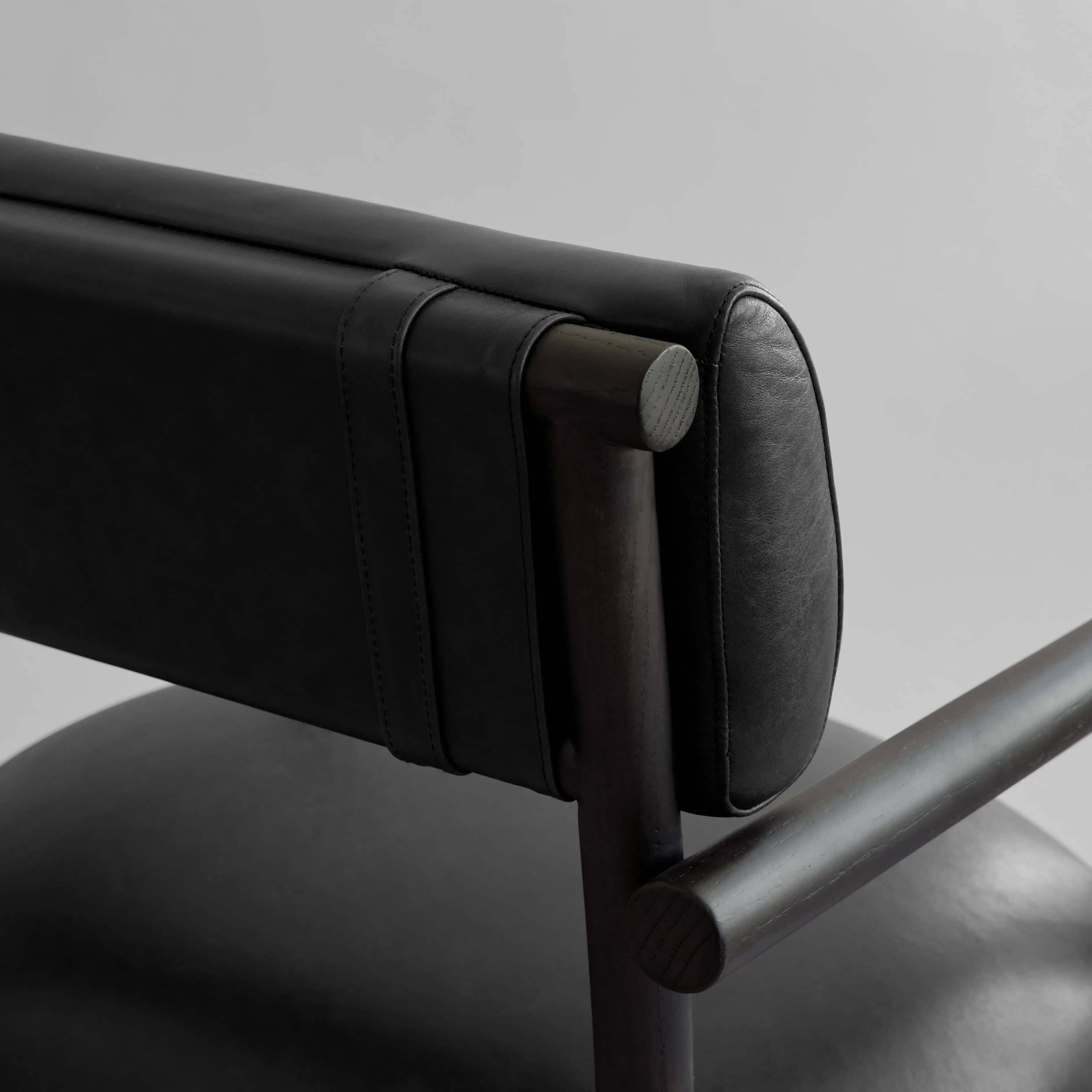 Кресло Nama Lounge Chair — Aniline leather black 5