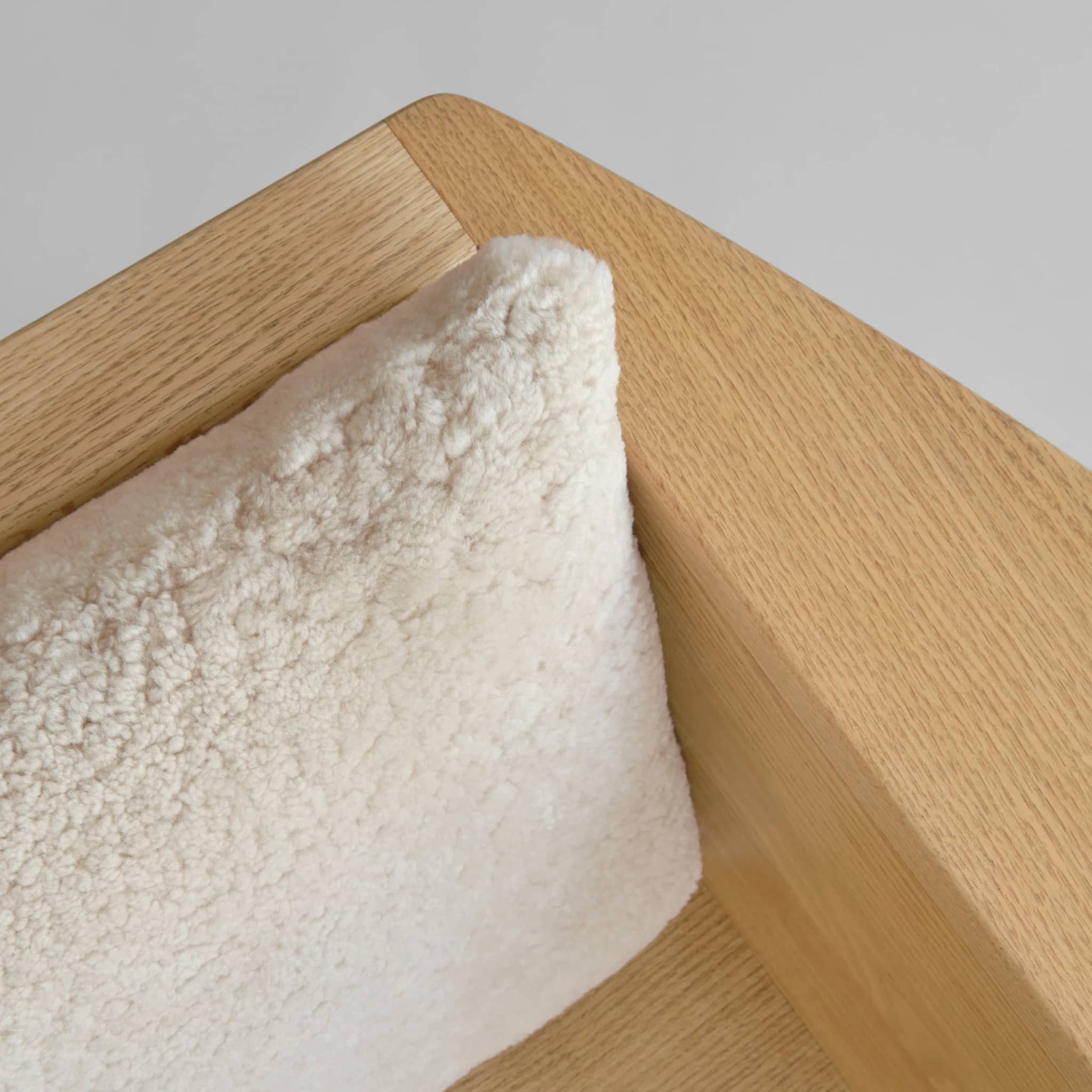 Подушка Makura Pillow 11 — Sandshell Sheepskin 11