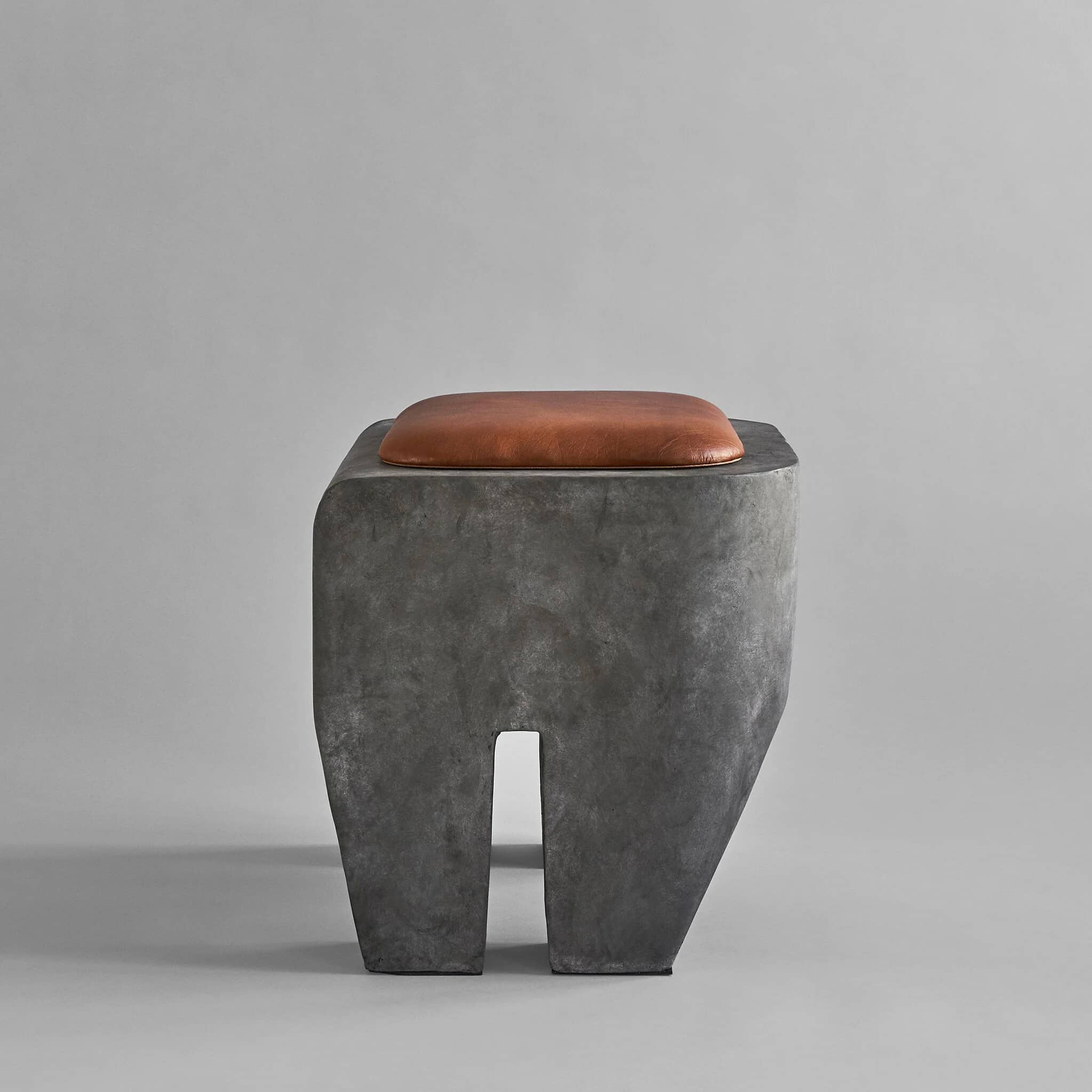 Подушка Sculpt Stool Cushion — Leather 6