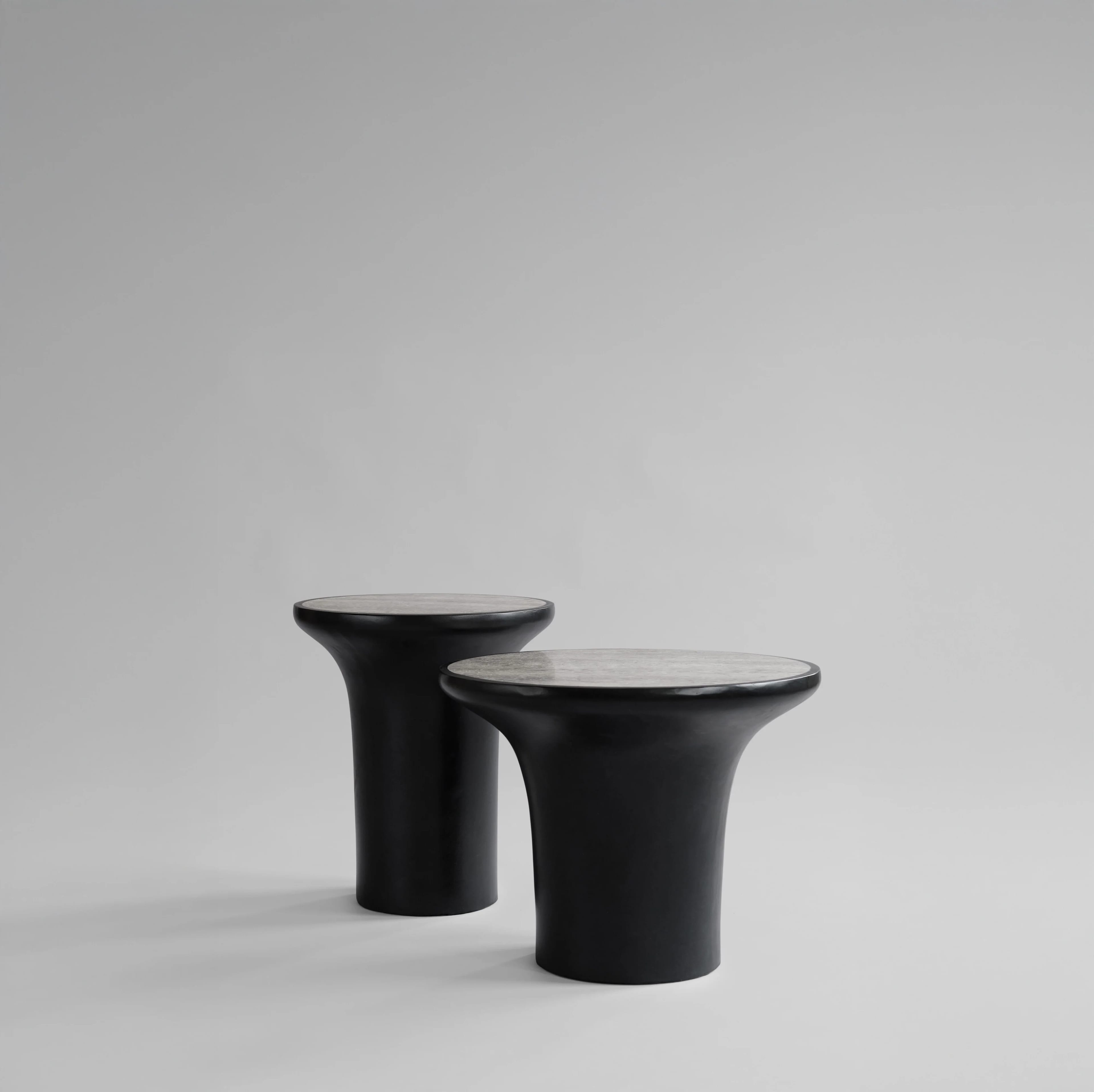 Приставной столик Trumpet Tall — Silver Travertine