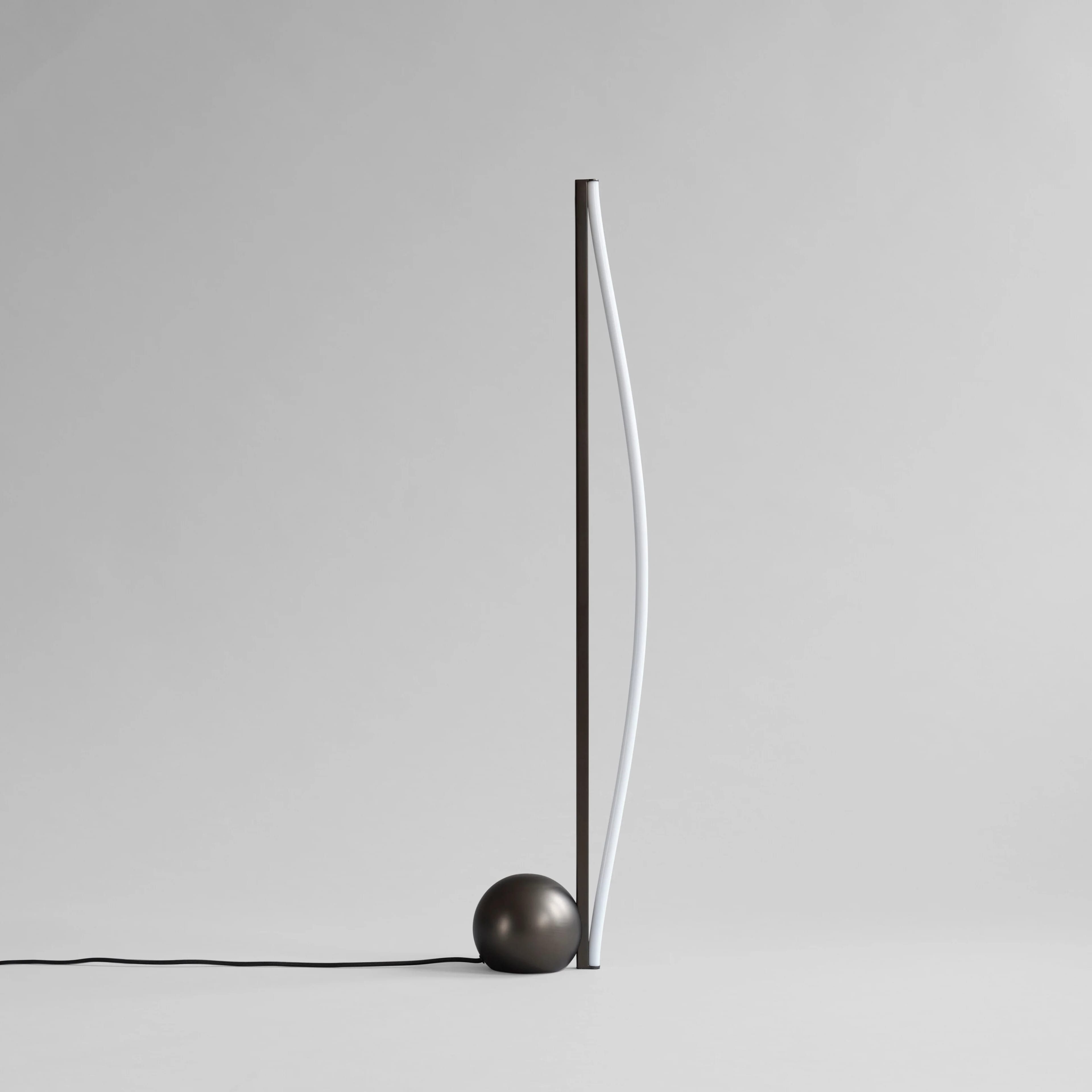 Напольный светильник Bow — Bronze