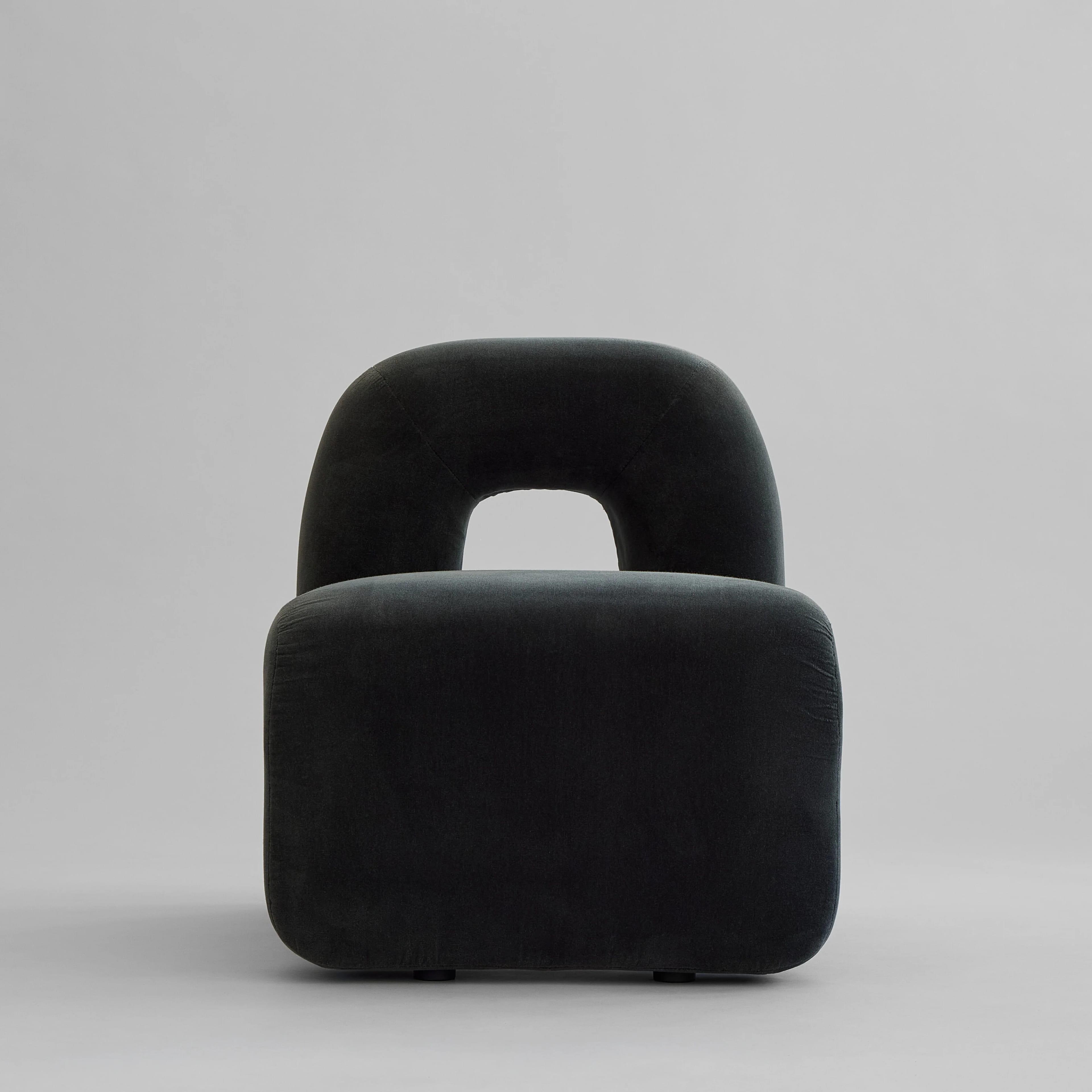 Кресло Daiku Lounge Chair — Peat
