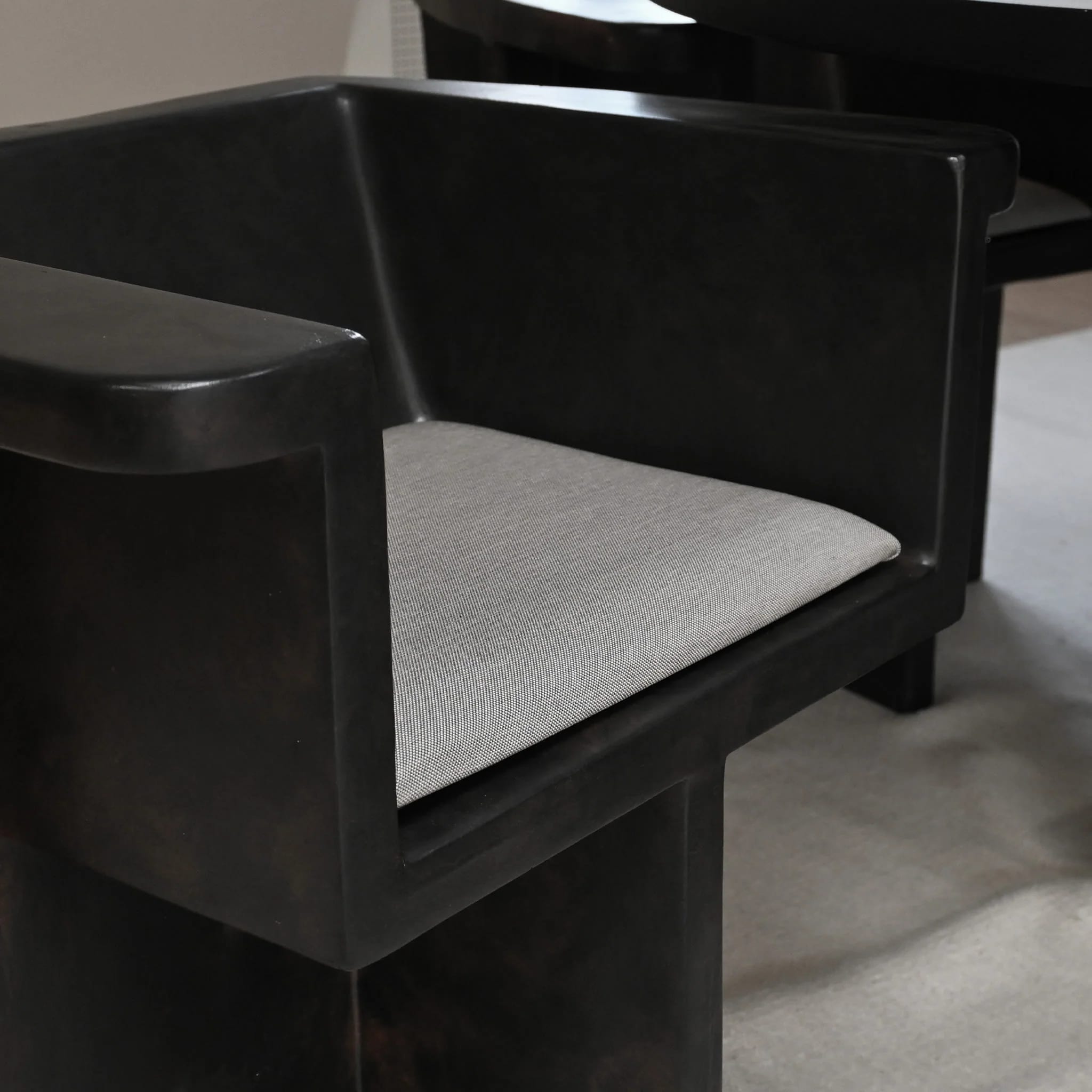 Подушка Brutus Dining Cushion