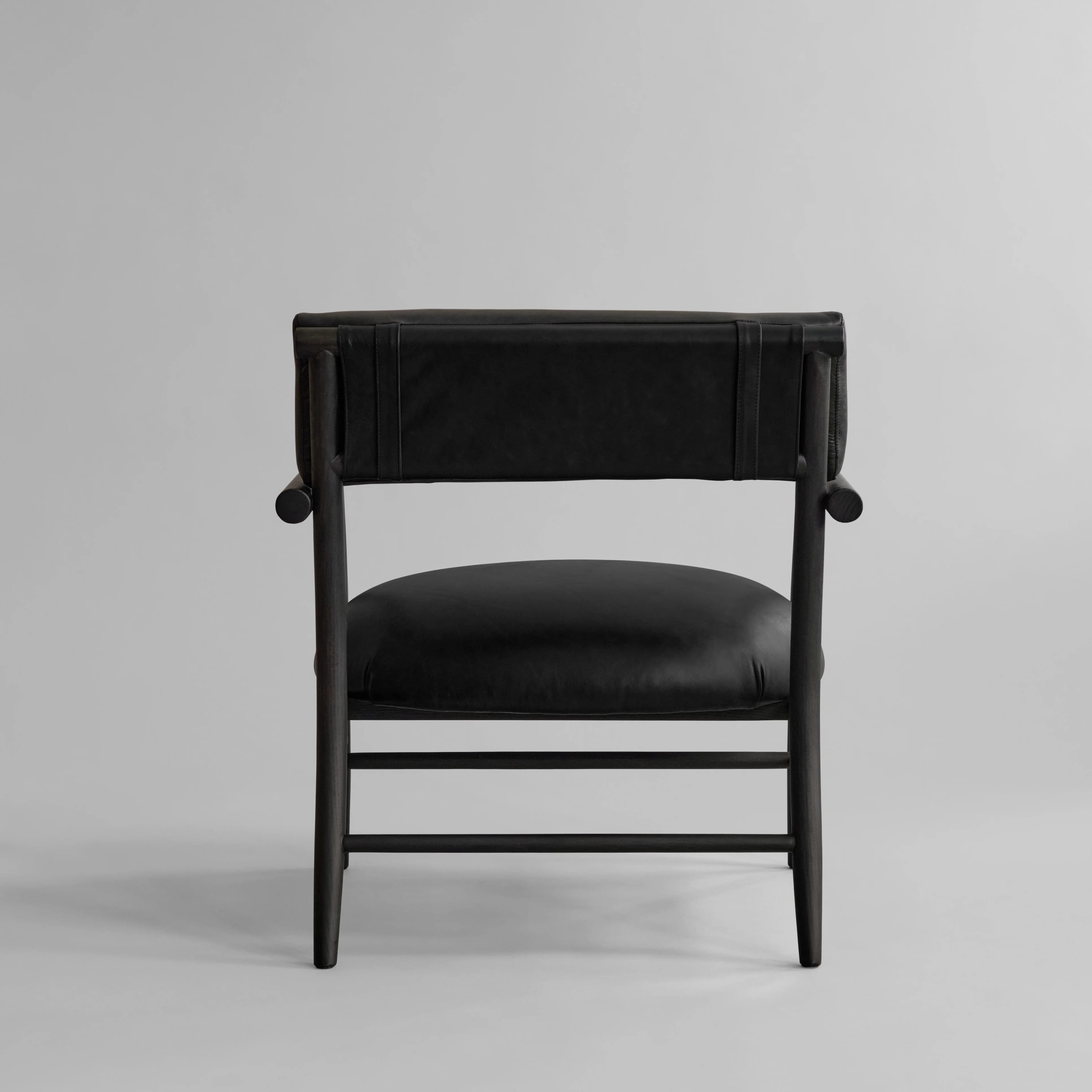 Кресло Nama Lounge Chair — Aniline leather black
