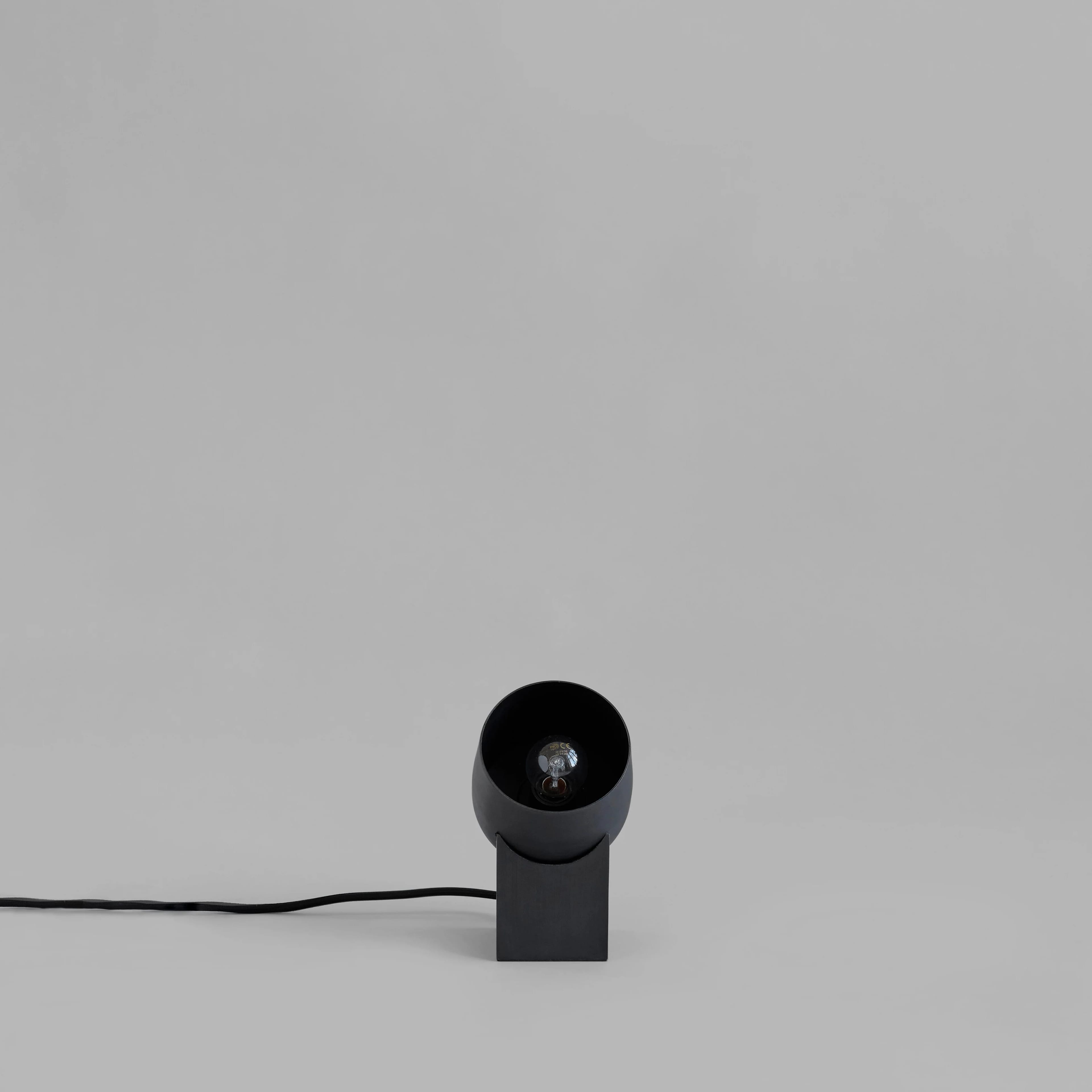 Настольный светильник Pivot — Bronze
