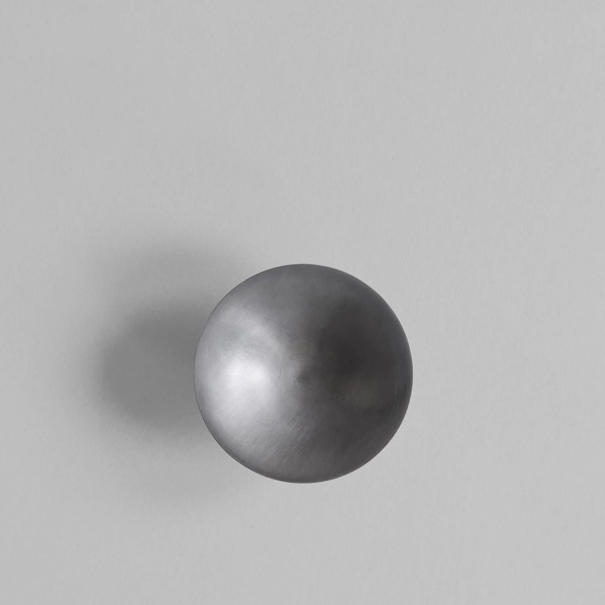 Ручки-кнопки HiHat Maxi — Brushed Steel