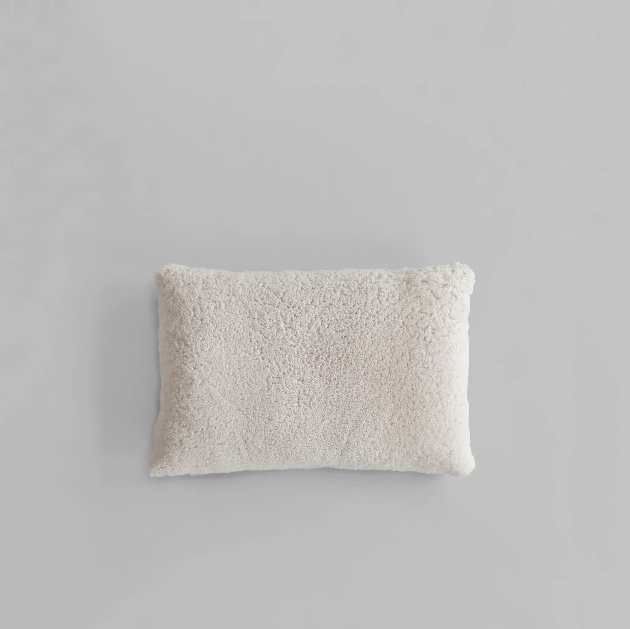 Подушка Makura Pillow 11 — Sandshell Sheepskin