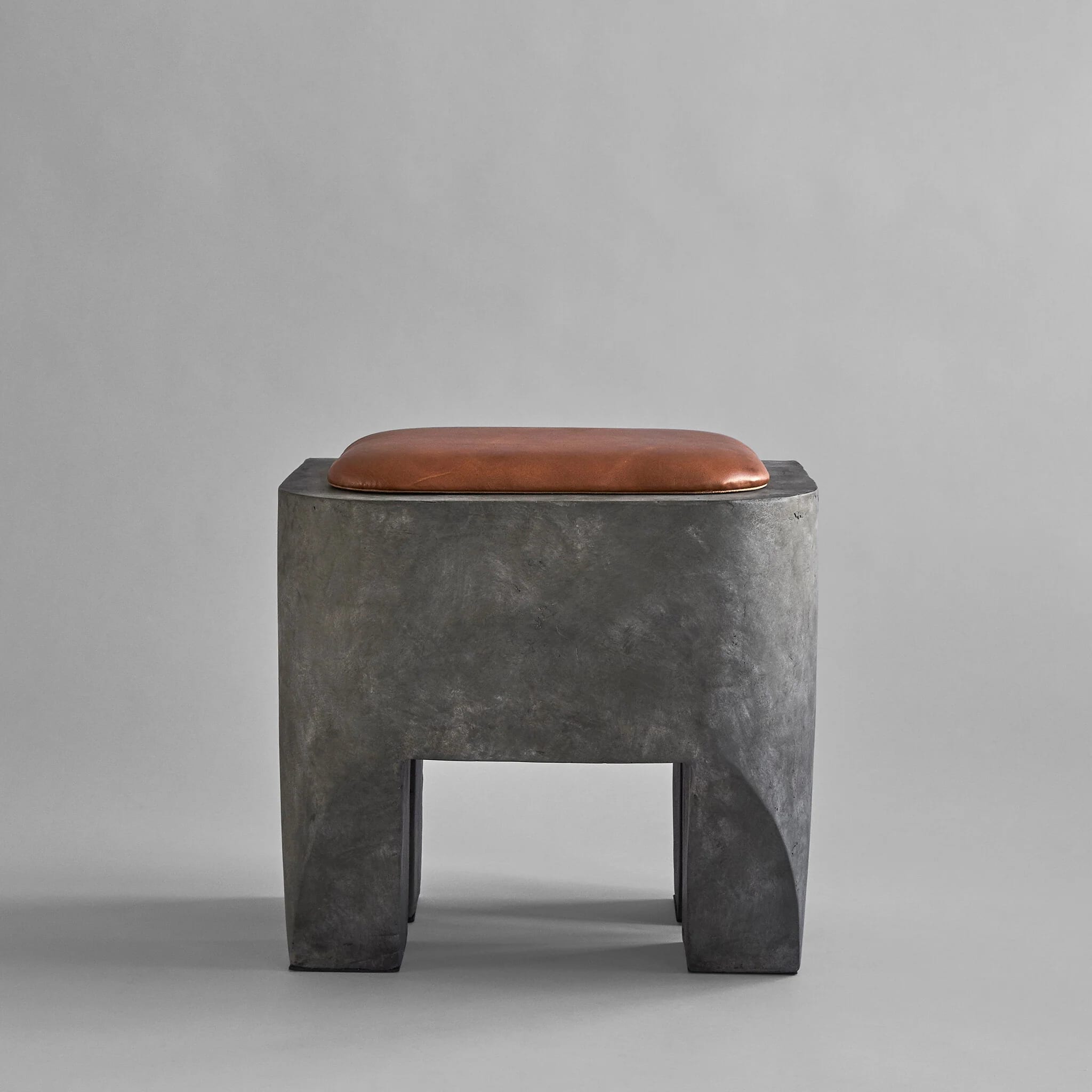 Подушка Sculpt Stool Cushion — Leather