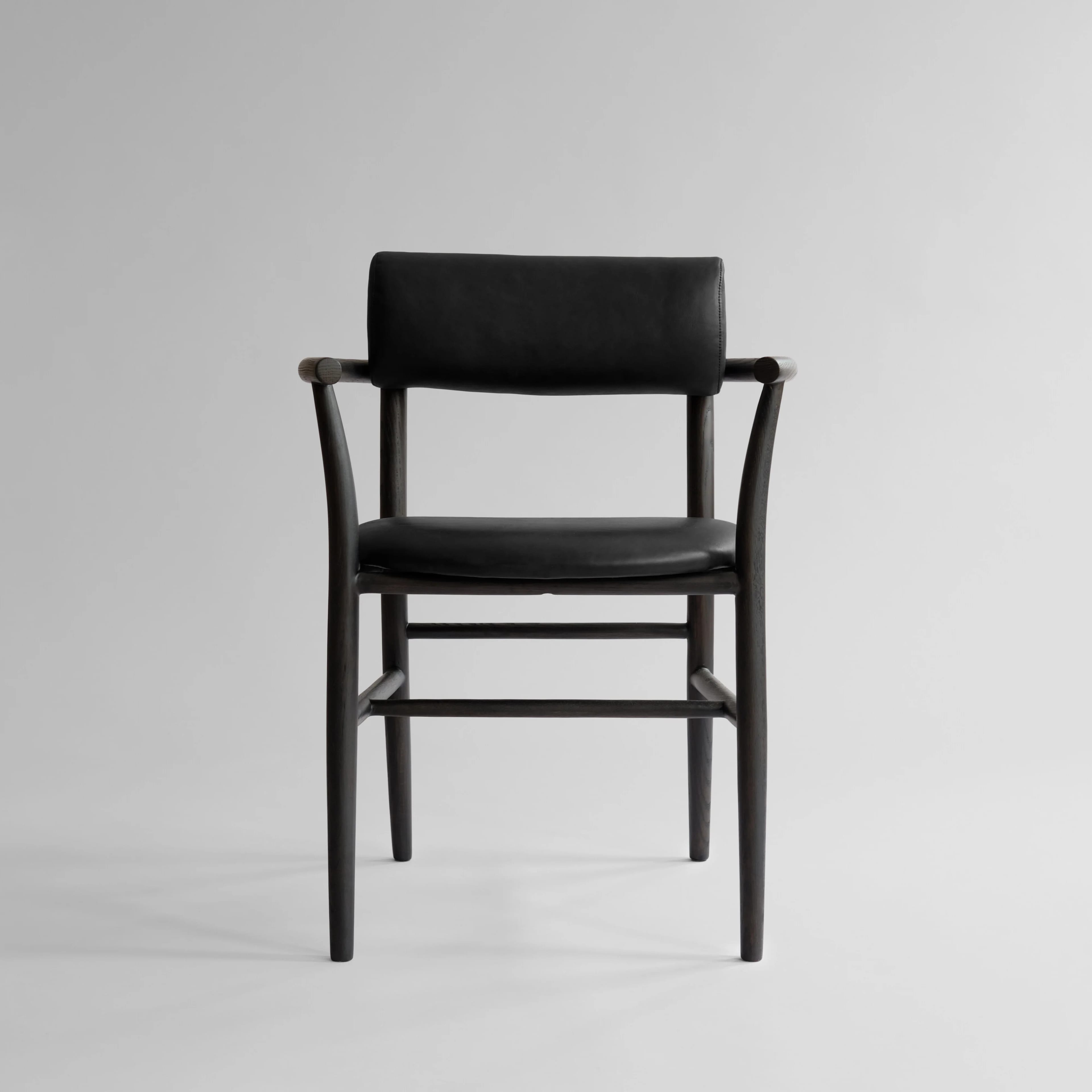 Стул Nama Dining Chair — Aniline Leather