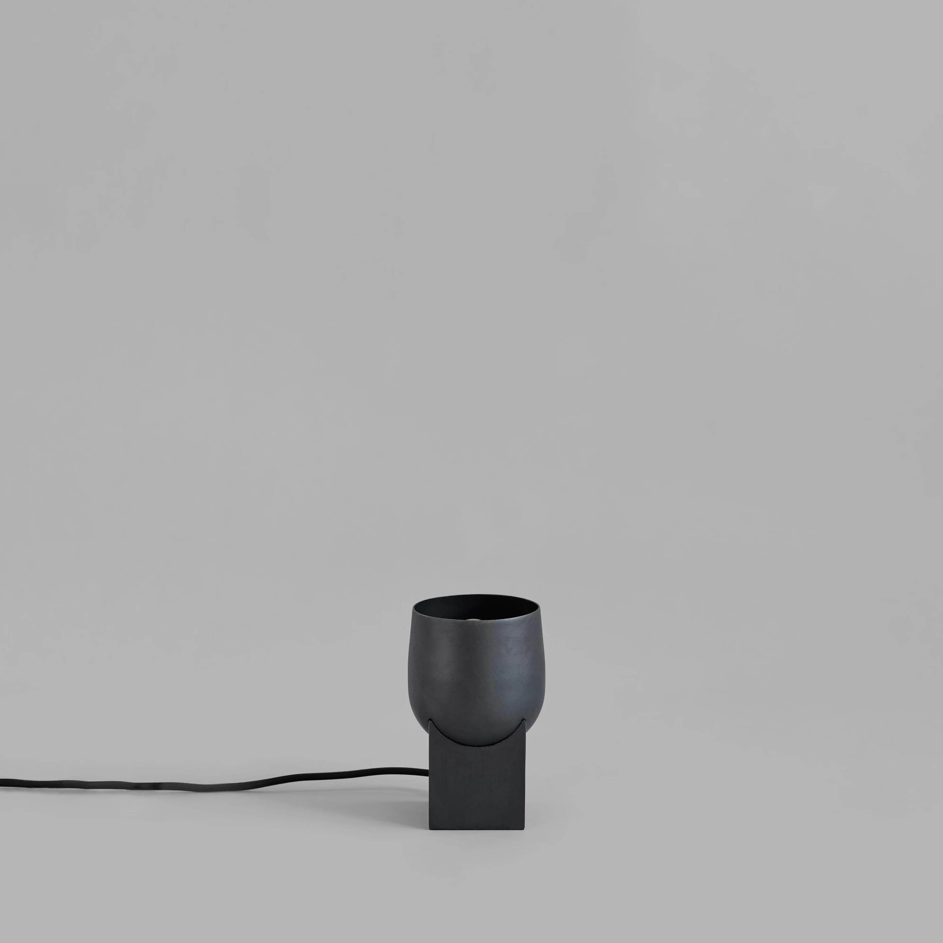 Настольный светильник Pivot — Bronze