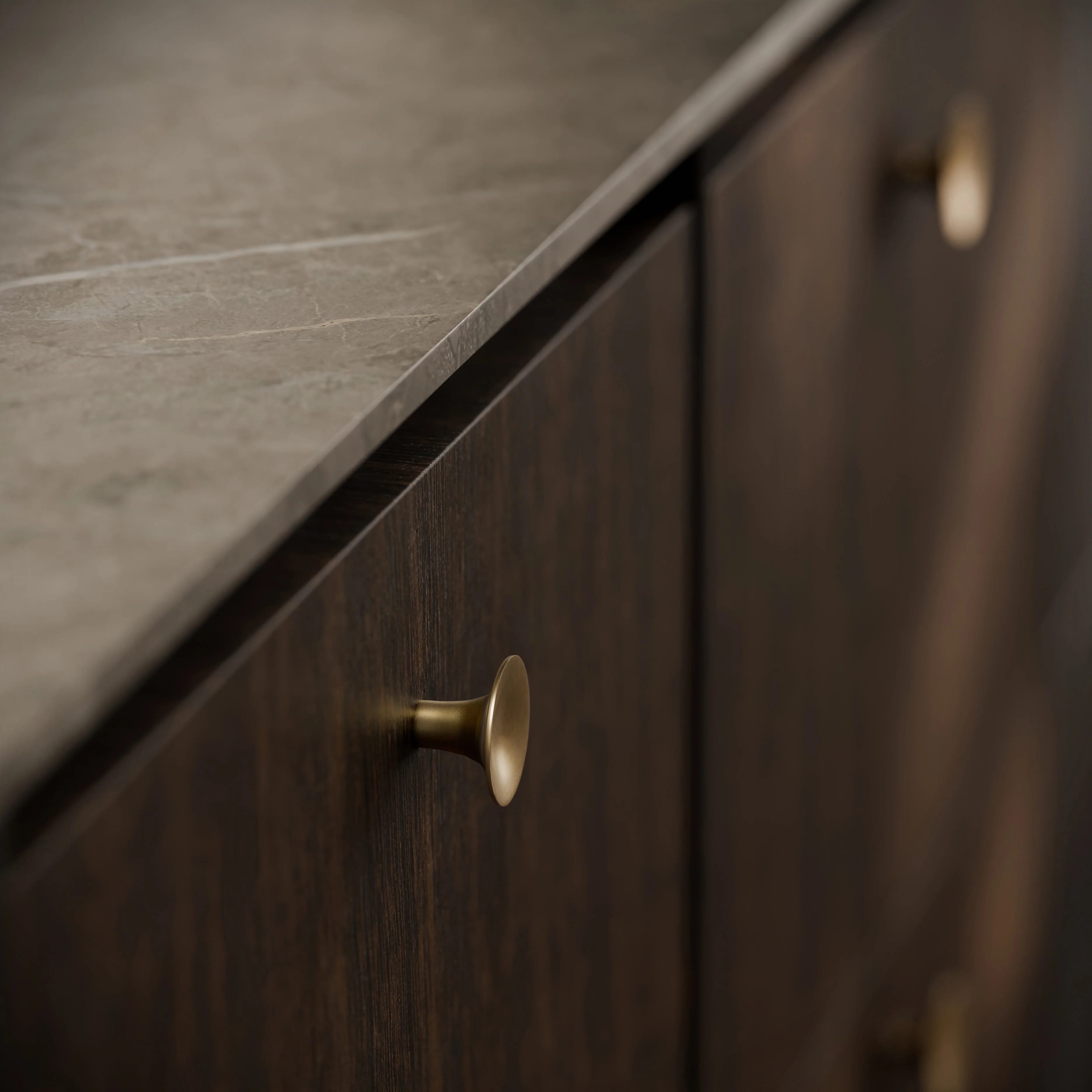 Мебельные ручки HiHat Knobs Medio — Brass
