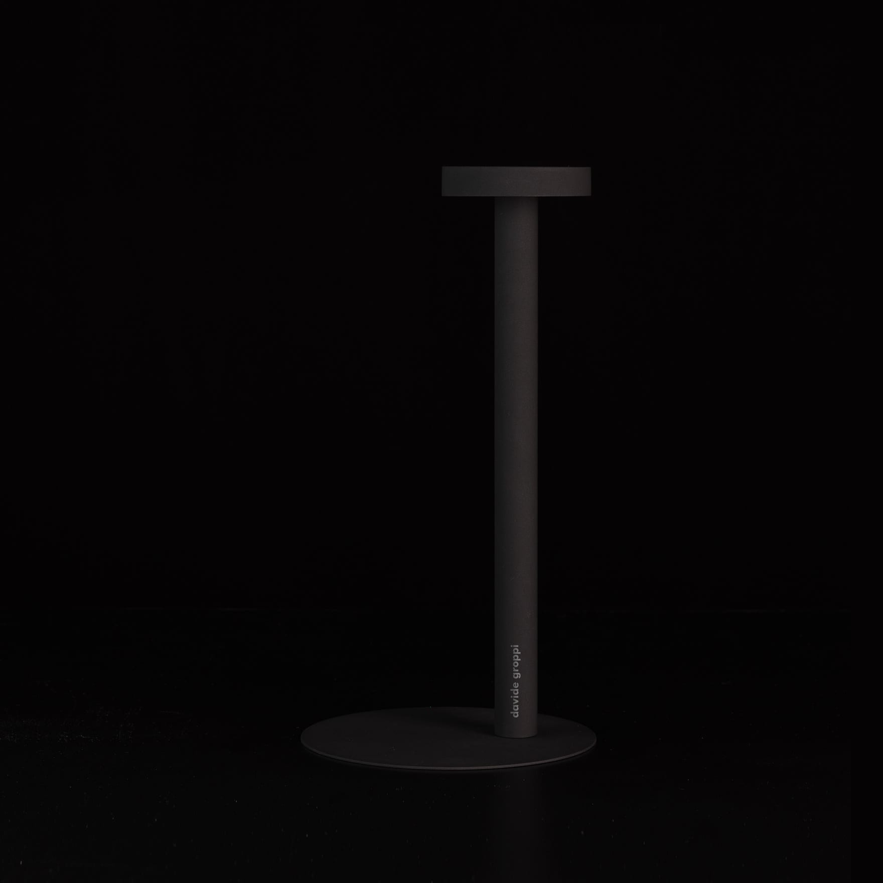 Настольная лампа TeTaTeT Gravity Black