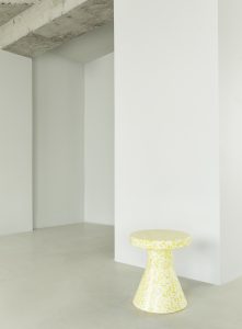 Стул-табурет Stool Cone Yellow от Normann Copenhagen