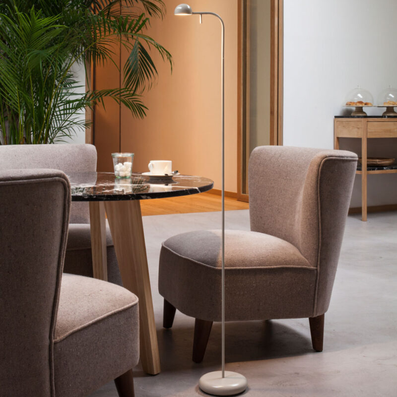 Торшер Pin 1660 от Vibia