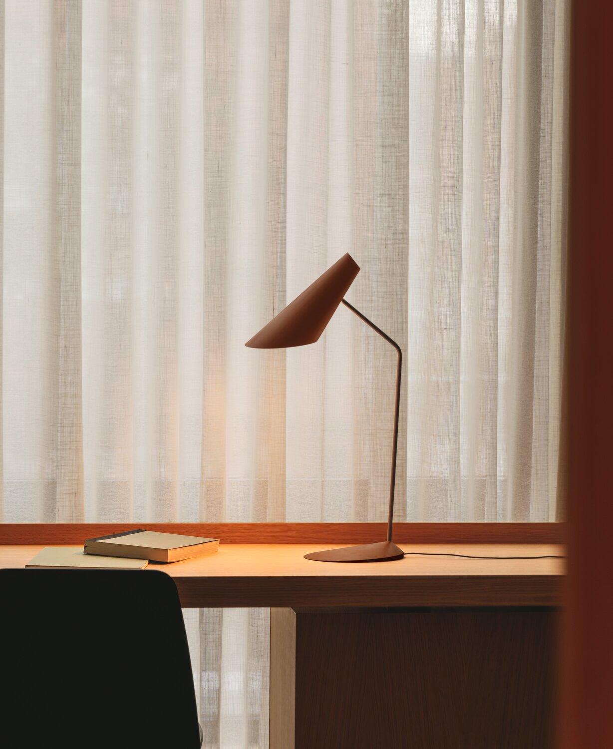Настольная лампа I.Cono 0700 от Vibia