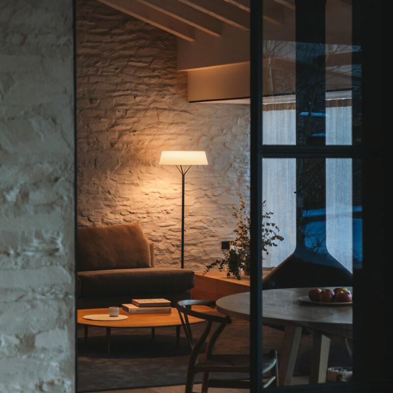Напольный светильник Lily от Vibia
