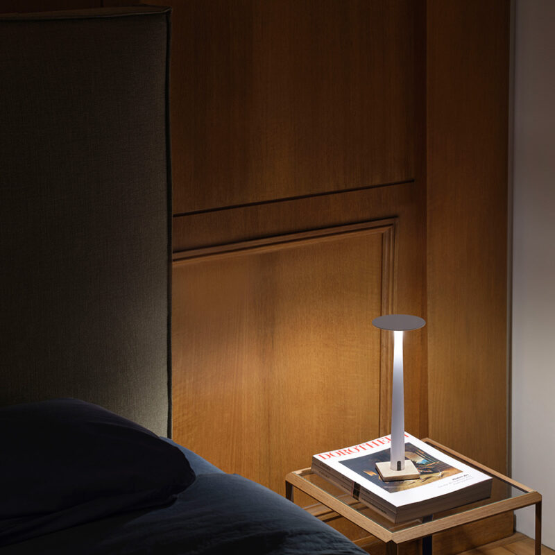 Настольная лампа Portable Marble — White/Travertino