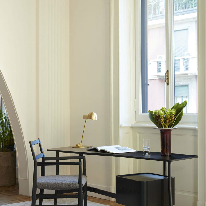 Письменный стол L40 Sled