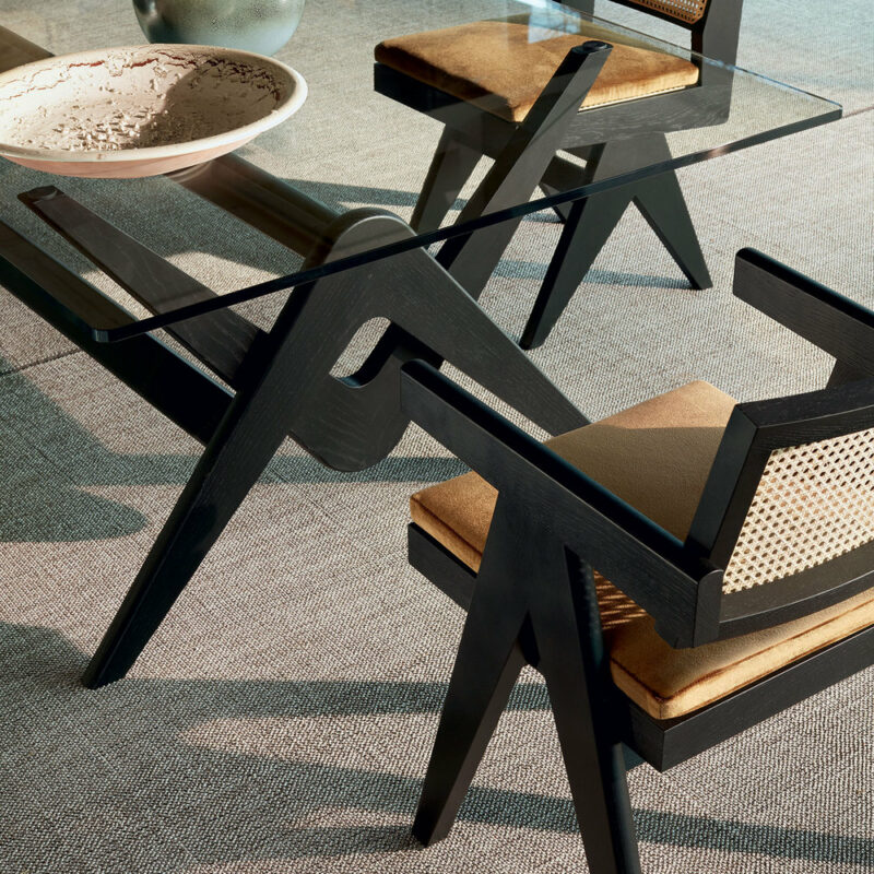 Стол Capitol Complex