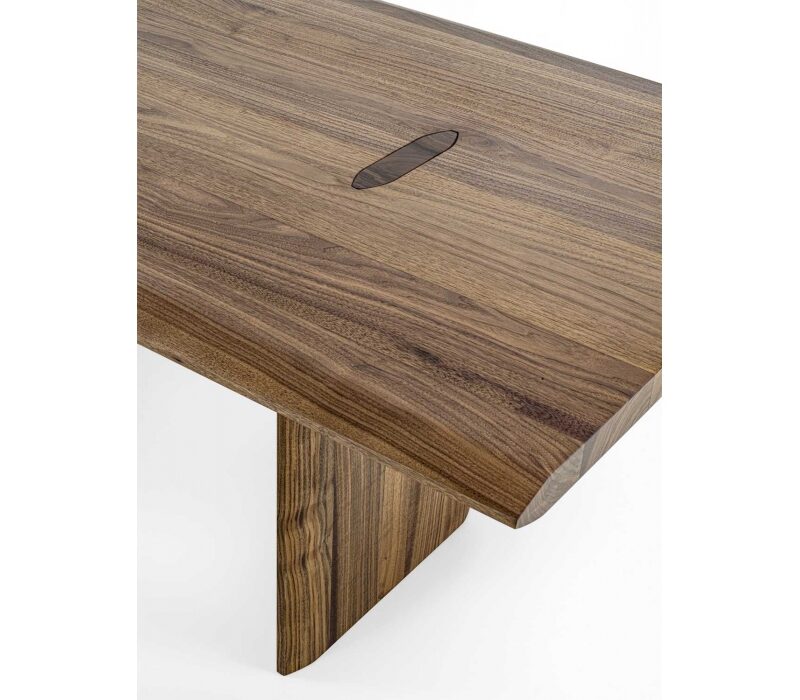 Обеденный стол Incastro