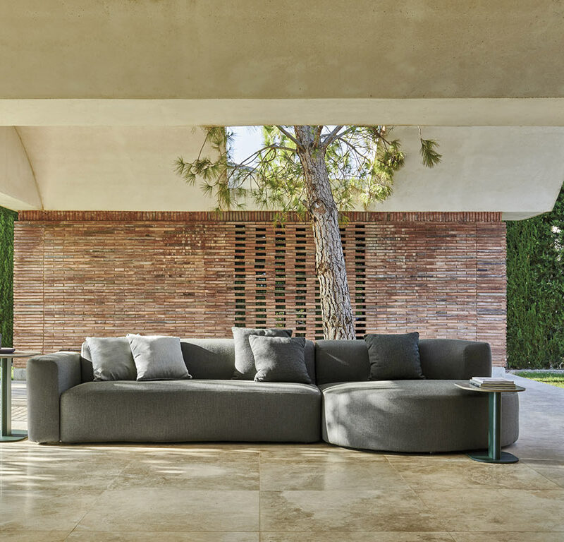 Уличный модульный диван Belt от Varaschin